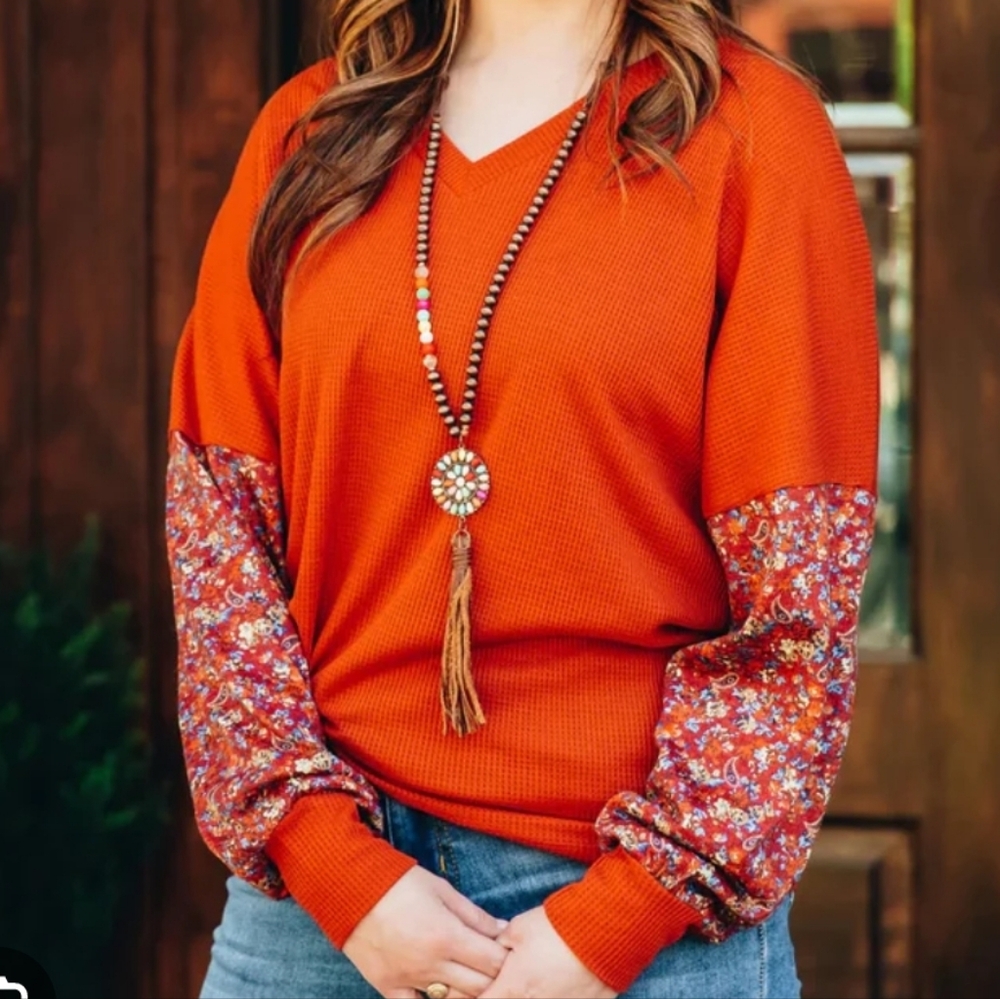 NWT Grace & Emma Bohemian Floral Waffle Knit Oversized Thermal Top Size M